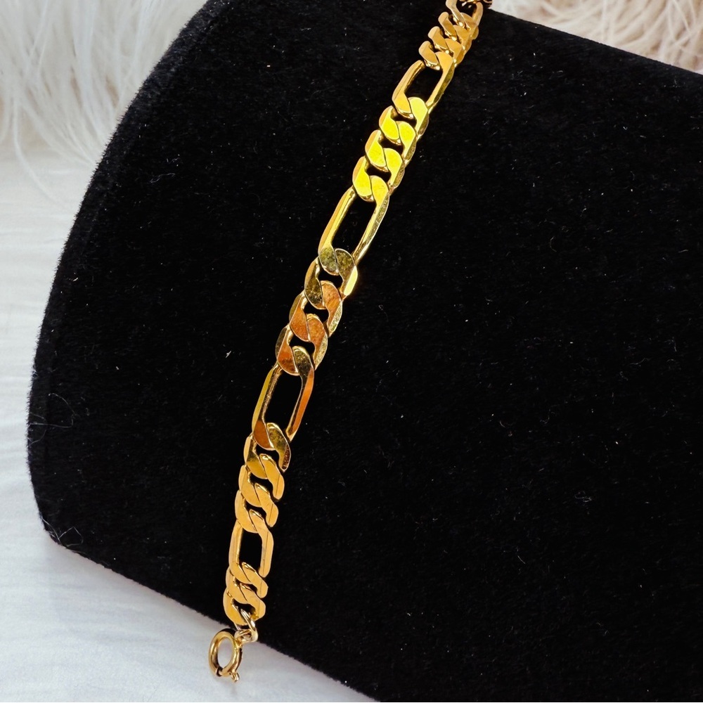 Vintage Goldtone Figaro Link Chain Bracelet - Picture 7 of 8